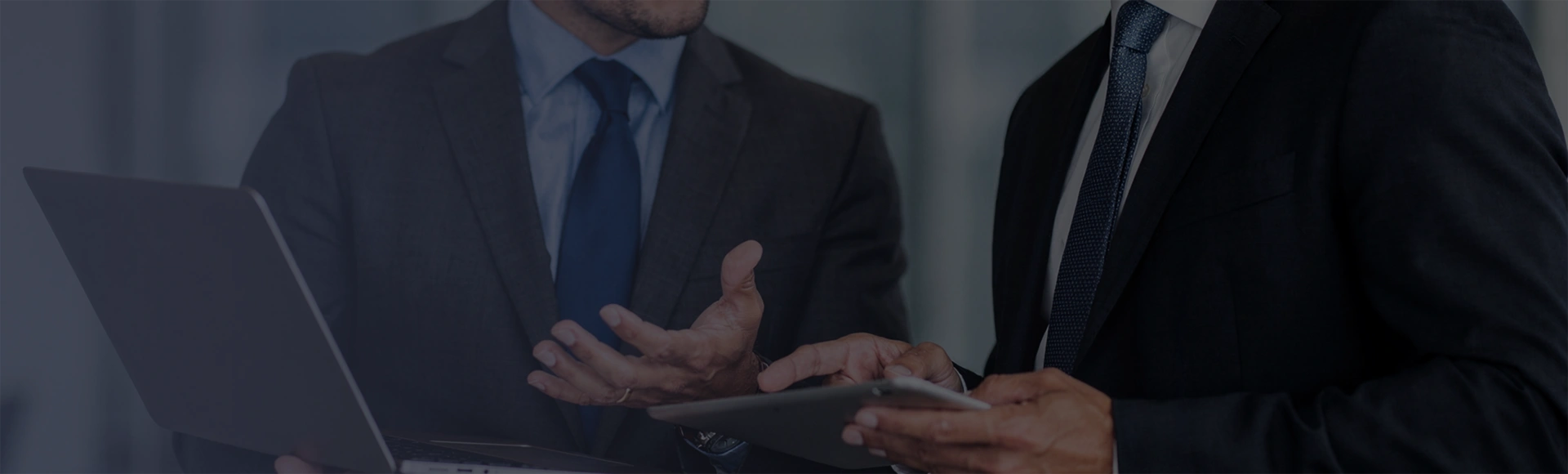 Customer Service Banner